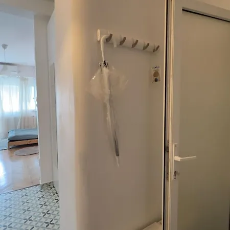 Romana Apartment *
